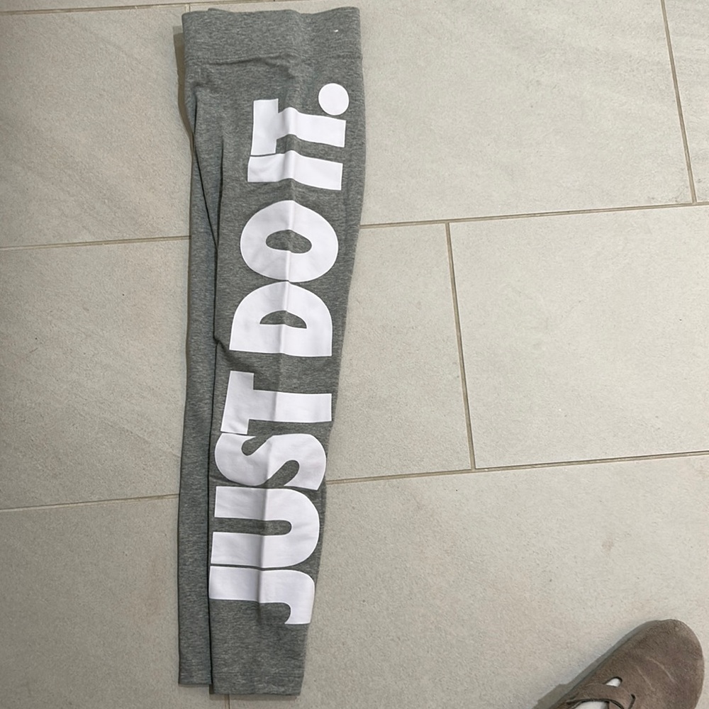 Nike leggings